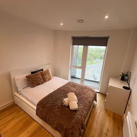 2 Bed Corner Apartment With Gym Manchester Exteriör bild