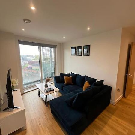 2 Bed Corner Apartment With Gym Manchester Exteriör bild